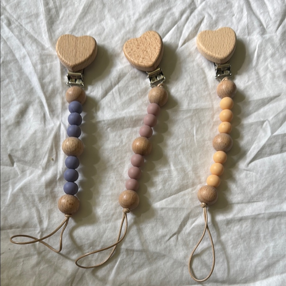 Wooden Heart and silicone beaded Pacifier Clips Set of 3